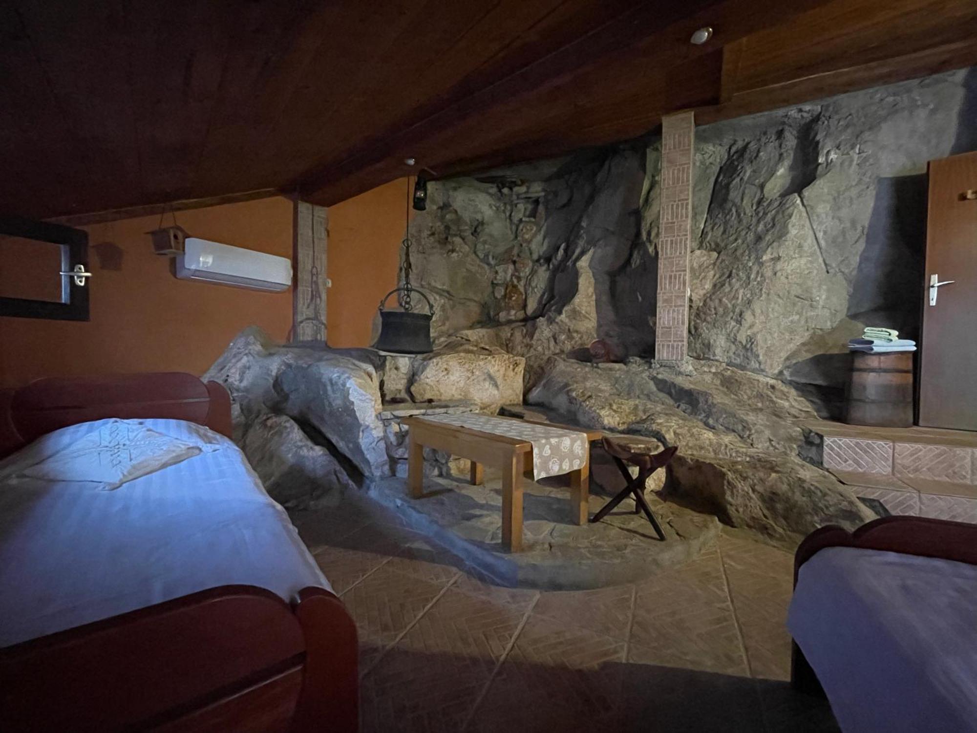 Cave Apartment Virpazar Dış mekan fotoğraf