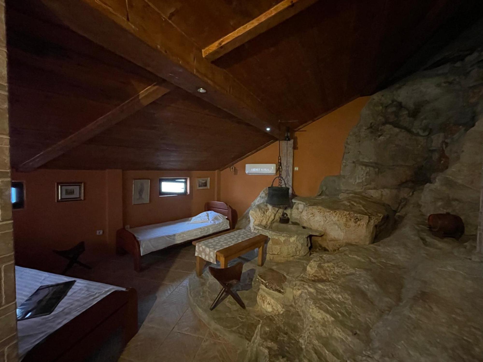 Cave Apartment Virpazar Dış mekan fotoğraf